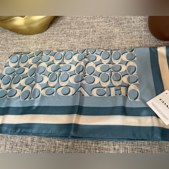 $99 COACH Signature print Silk Square Scarf - Picture 1 of 5